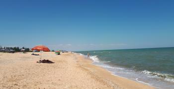 Геническ и Арабатская стрелка. Украина