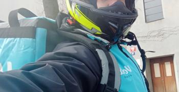 работа курьером прага