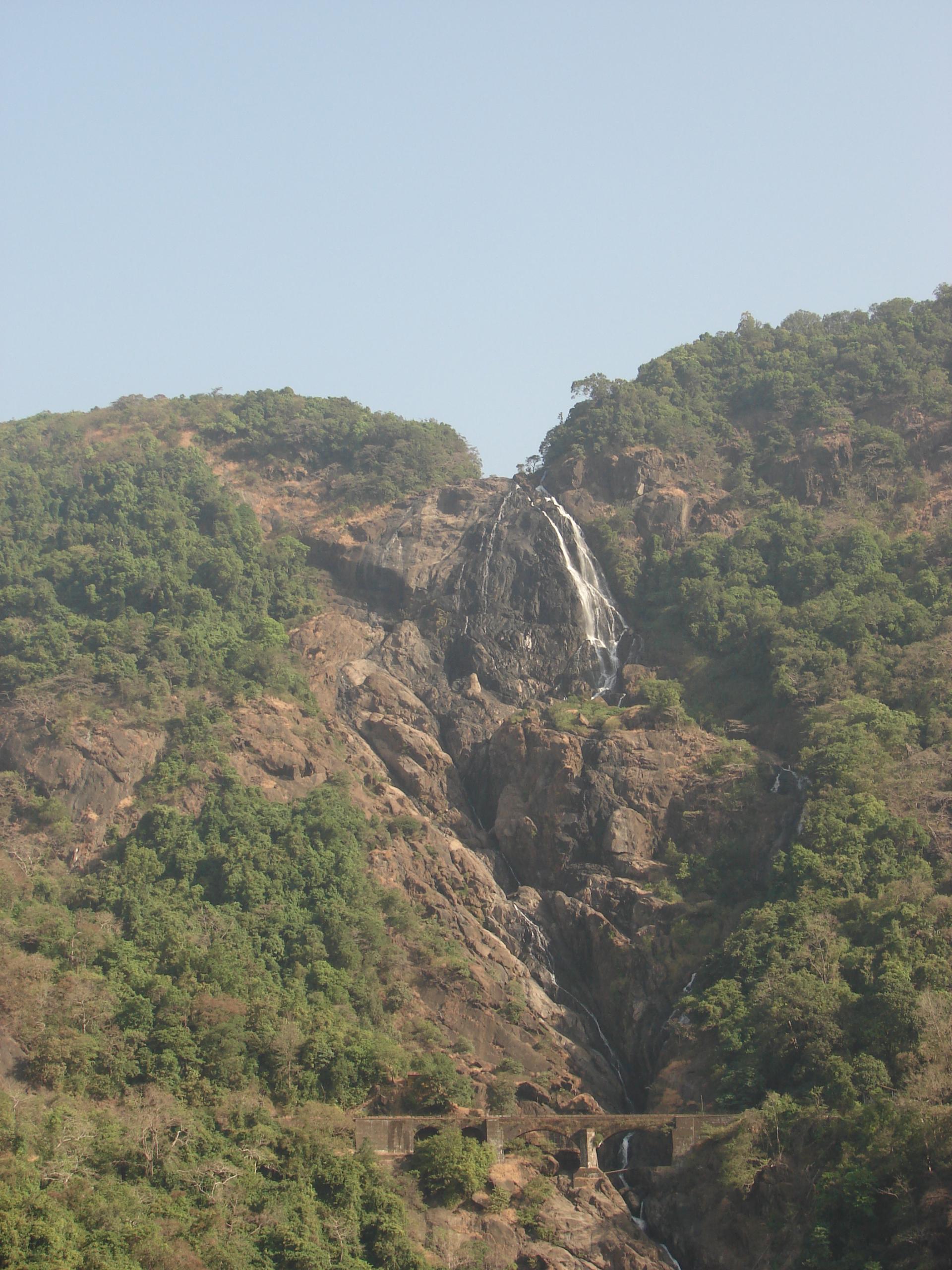 Водопад Дудхсагар как добраться?