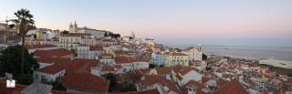 смотровая площадка Miradouro de Santa Luzia. Лиссабон. Португалия